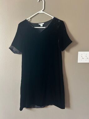 Sundance Black Velvet  Dress size small